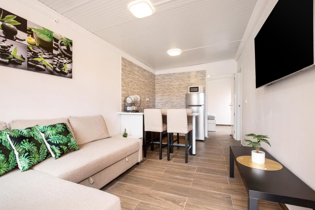 Apartamento Dayely Коралео Екстериор снимка